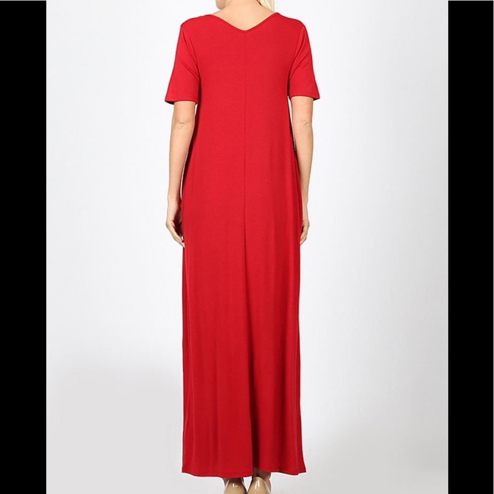 Restocked- V-Neck Maxi Dress - Picture 3 of 6